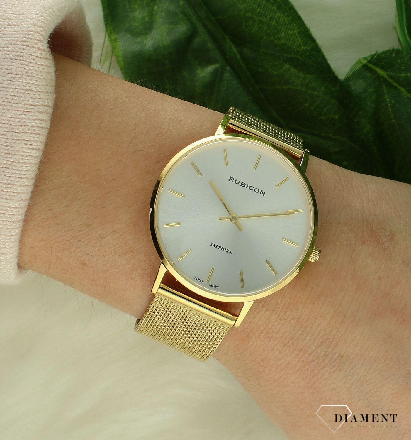 Zegarek damski Rubicon złoto-srebrny z szafirowym szkłem RNBD76. Zegarek damski na bransolecie. Zegarek damski Rubicon z indeksami. Zegarek damski biżuteryjny Rubicon. Elegancki zegarek w złotym kolorze na prezent..png